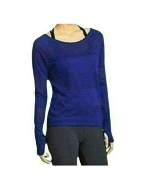 Athleta Limitless Women's XS Purple Scoop Neck Long Sleeve Mesh Activewear Top